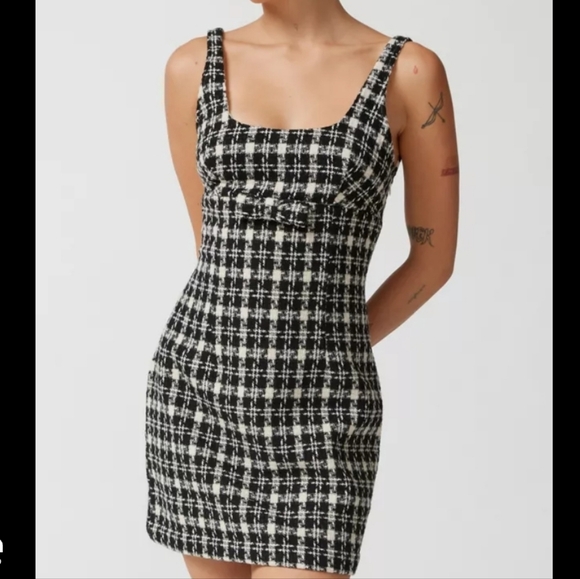 Urban Outfitters Dresses & Skirts - Chic Black and White Plaid Dress